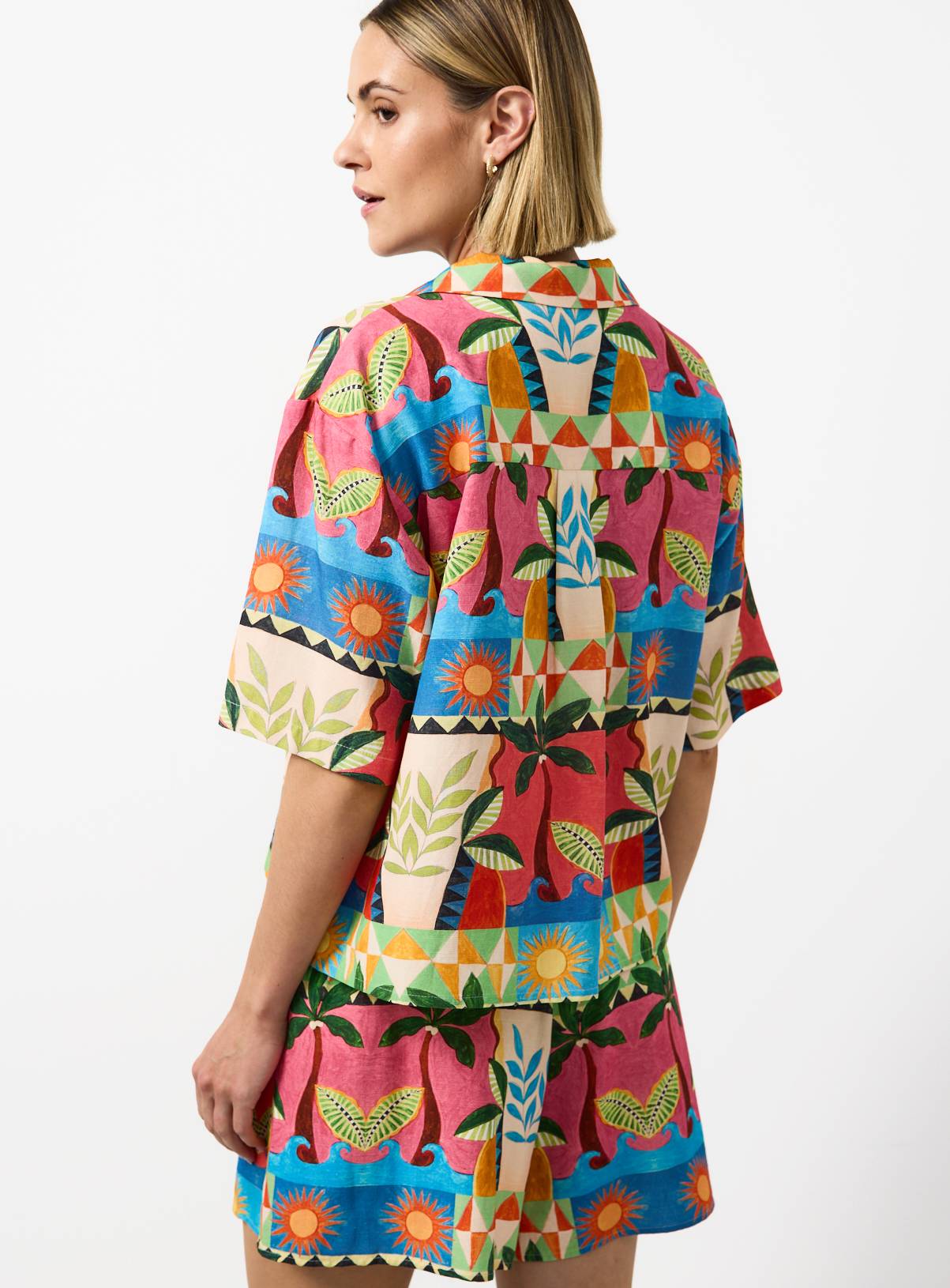 Beach Print Linen Blend Revere Neck Shirt 8 - Image 3